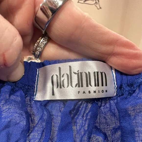 Crop top - Picture 1 of 4